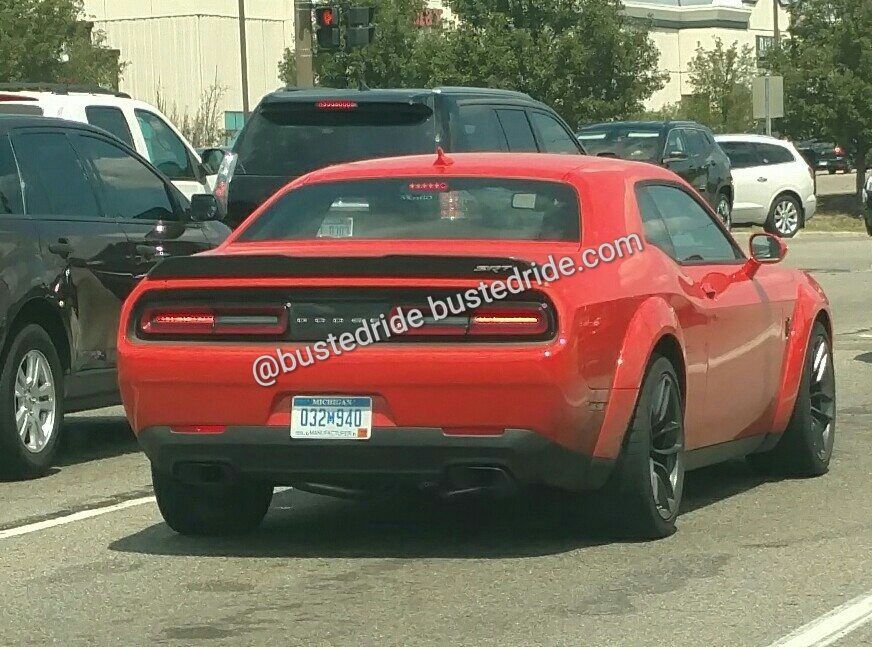 Spy Photos- Challenger SRT Hellcat Widebody - Spy Photo by Busted Ride